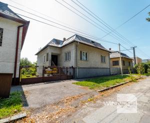 EXKLUZÍVNE vám ponúkame na predaj 3 izbový rodinný dom v príjemnej lokalite Veľkých Kapušian (okr. Michalovce).