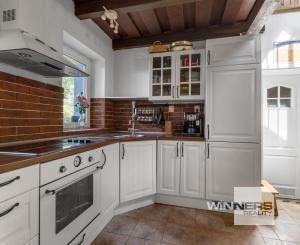 Predaj krásny vidiecky 5-izbový rodinný dom s bazénom so slanou vodou, 586 m2, Borský Mikuláš, okres Senica