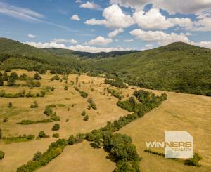 Rozsiahly pozemok vhodný na ranč, kemp alebo hobby farmu – 6,55 ha