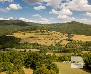 Rozsiahly pozemok vhodný na ranč, kemp alebo hobby farmu – 6,55 ha
