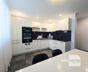 Predaj, 6 izb. Rodinný dom + prístavba (garsónka) Bučany, Trnava