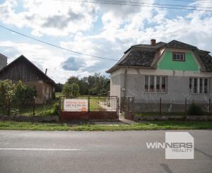 EXKLUZÍVNE vám ponúkame na predaj dva rodinné domy s veľkým pozemkom