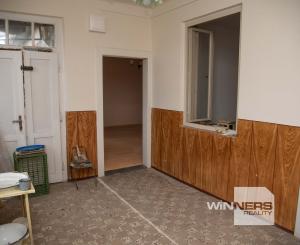 EXKLUZÍVNE vám ponúkame na predaj dva rodinné domy s veľkým pozemkom