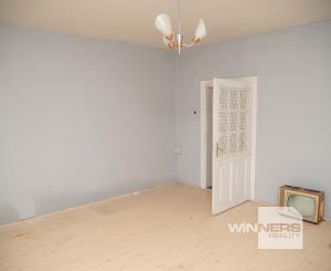 EXKLUZÍVNE vám ponúkame na predaj dva rodinné domy s veľkým pozemkom