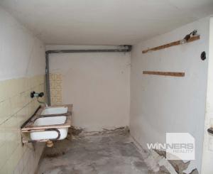 EXKLUZÍVNE vám ponúkame na predaj dva rodinné domy s veľkým pozemkom