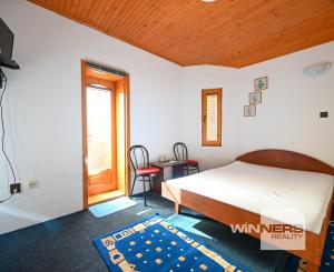 Na predaj penzión / rekreačný dom v obci Trávnica , Nové Zámky – len 3 km od termálneho kúpaliska Podhájska