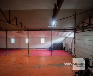 Na predaj výrobná a skladová hala o veľkosti 1.024m2 v meste Svidník