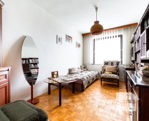 EXKLUZÍVNE vám ponúkame na predaj 5-izbový rodinný dom v príjemnej lokalite Veľkých Kapušian