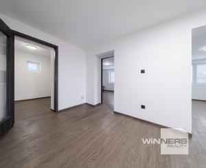 Moderný 3i rodinný dom na prenájom, 16 km od mesta Košice,  medzi diaľnicou Košice – Prešov.