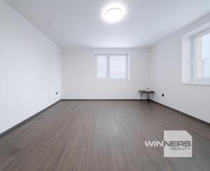 Moderný 3i rodinný dom na prenájom, 16 km od mesta Košice,  medzi diaľnicou Košice – Prešov.