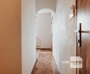 Ponúkame na PREDAJ 3-izbový byt blízko centra mesta Vranov nad Topľou