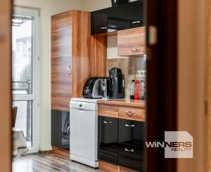 REZERVOVANÉ - Exkluzívne na predaj 4i byt po čiastočnej rekonštrukcií v Banskej Štiavnici