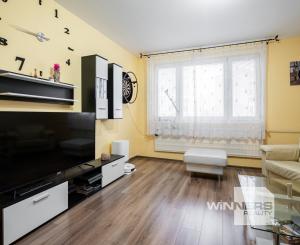 REZERVOVANÉ - Exkluzívne na predaj 4i byt po čiastočnej rekonštrukcií v Banskej Štiavnici