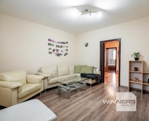 REZERVOVANÉ - Exkluzívne na predaj 4i byt po čiastočnej rekonštrukcií v Banskej Štiavnici