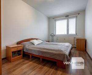 REZERVOVANÉ - Exkluzívne na predaj 4i byt po čiastočnej rekonštrukcií v Banskej Štiavnici