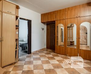 REZERVOVANÉ - Exkluzívne na predaj 4i byt po čiastočnej rekonštrukcií v Banskej Štiavnici