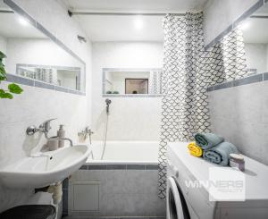 REZERVOVANÉ - Exkluzívne na predaj 4i byt po čiastočnej rekonštrukcií v Banskej Štiavnici