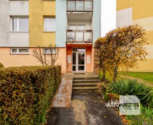 REZERVOVANÉ - Exkluzívne na predaj 4i byt po čiastočnej rekonštrukcií v Banskej Štiavnici