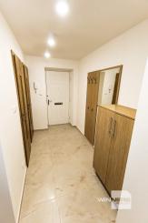 Exkluzívne Vám ponúkame na prenájom 2 izbový byt   v Humennom.