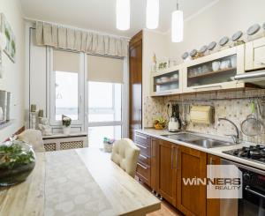 Na predaj vkusne zrekonštruovaný 3-izbový byt s lodžiou na Magurskej ulici v Sásovej, Banská Bystrica