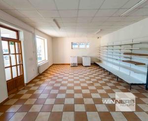 Exkluzívne Vám ponúkame na prenájom  polyfunkčný objekt v Lackovciach