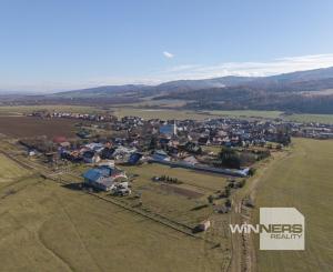 Starší rodinný dom na predaj – tichá lokalita Kravany, blízko Popradu !