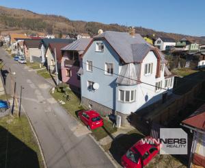 Starší rodinný dom na predaj – tichá lokalita Kravany, blízko Popradu !