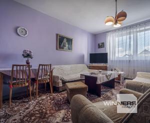 Starší rodinný dom na predaj – tichá lokalita Kravany, blízko Popradu !