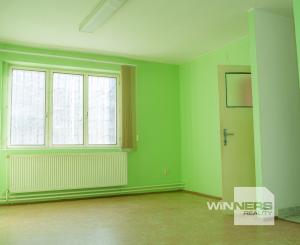 Ponúkame na predaj nebytové priestory o rozlohe 80m2 v centre mesta Veľké Kapušany