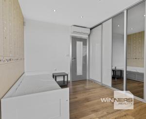 Na predaj moderný rodinný dom, ponúkajúci komfortné a nadštandardné  bývanie