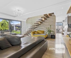 Na predaj moderný rodinný dom, ponúkajúci komfortné a nadštandardné  bývanie