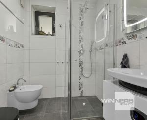 Na predaj moderný rodinný dom, ponúkajúci komfortné a nadštandardné  bývanie