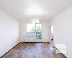 Exkluzívne Vám ponúkame na prenájom  nezariadený 2 izbový byt v Humennom