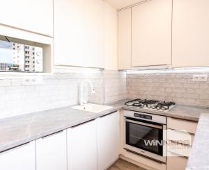 Exkluzívne Vám ponúkame na prenájom  nezariadený 2 izbový byt v Humennom