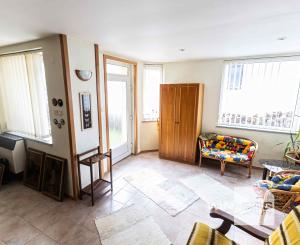 Exkluzívne Vám ponúkame na prenájom rodinný dom v Adidovciach