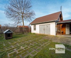 NA PREDAJ: Vidiecky rodinný dom s veľkorysým 50-árovým pozemkom – obec Čierna (okr. Trebišov)