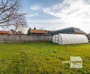 NA PREDAJ: Vidiecky rodinný dom s veľkorysým 50-árovým pozemkom – obec Čierna (okr. Trebišov)