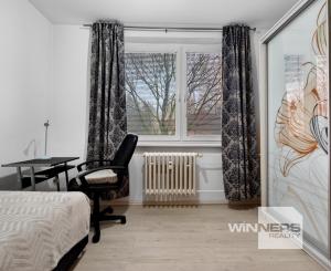 REZERVOVANÉ - Na predaj kompletne zrekonštruovaný 4-izbový byt, 93,30 m2, Lipského ulica, Bratislava-Dúbravka