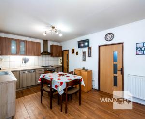 Exkluzívne na predaj rodinný dom s veľkým pozemkom – Sečovce, ul. Mostová