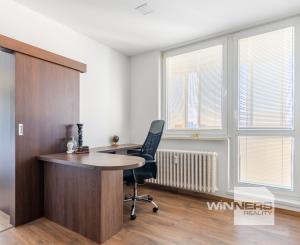 EXKLUZÍVNE: TROJIZBOVÝ VEĽKOMETRÁŽNY BYT V SKALICI