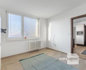 EXKLUZÍVNE: TROJIZBOVÝ VEĽKOMETRÁŽNY BYT V SKALICI