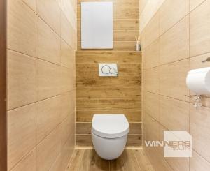 EXKLUZÍVNE: TROJIZBOVÝ VEĽKOMETRÁŽNY BYT V SKALICI