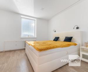 EXKLUZÍVNE: TROJIZBOVÝ VEĽKOMETRÁŽNY BYT V SKALICI