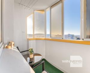 EXKLUZÍVNE: TROJIZBOVÝ VEĽKOMETRÁŽNY BYT V SKALICI