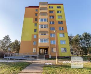 EXKLUZÍVNE: TROJIZBOVÝ VEĽKOMETRÁŽNY BYT V SKALICI