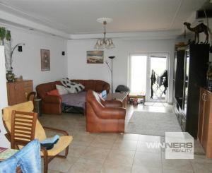 Prenájom 4-izb.byt v rodinnom dome; novostavba; detské ihrisko ; obec Láb