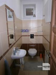 Prenájom 4-izb.byt v rodinnom dome; novostavba; detské ihrisko ; obec Láb