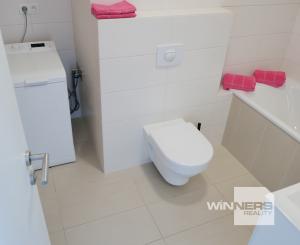 Ponúkame na prenájom 2-izbový byt 60,80m2 v projekte Viktória-Košická ul. BA s parkovaním v garáži