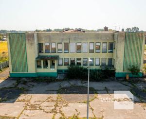 Exkluzívne na predaj budova s obrovským potenciálom v obci Oborín!