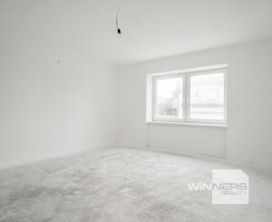 NA PREDAJ KOMPLETNE ZREKONŠTRUOVANÝ 3-podlažný rodinný dom,  Prídavková ulica, Záhorská Bystrica